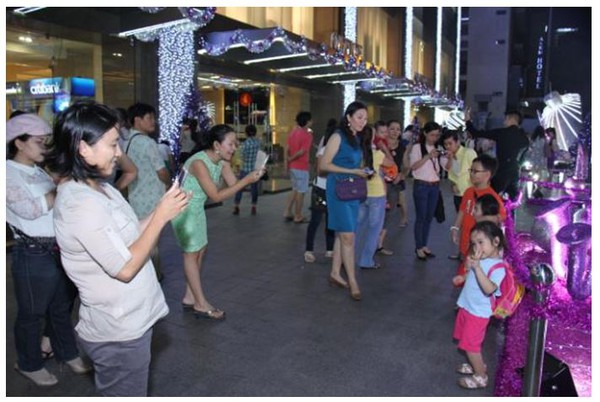 Khởi My v&agrave; Quang Anh hội ngộ Đ&ecirc;m Gi&aacute;ng sinh c&ugrave;ng &ldquo;Mamypoko & Bobby&rdquo; 13