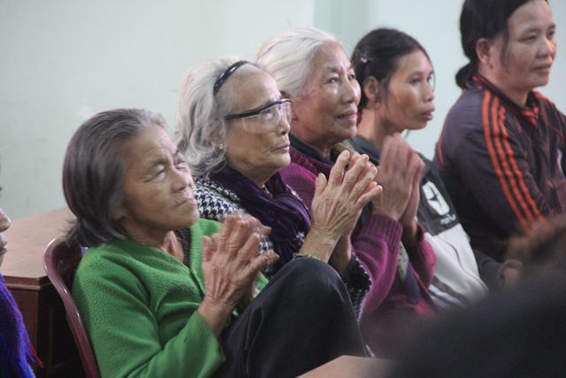 Hoa hậu Ngọc H&acirc;n đẹp hơn với h&igrave;nh ảnh b&igrave;nh dị 11