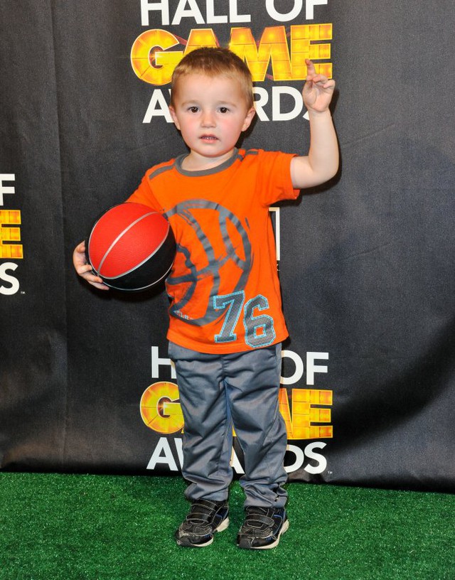 &ldquo;Soi&rdquo; những thi&ecirc;n thần nh&iacute; của b&oacute;ng rổ thế giới 2