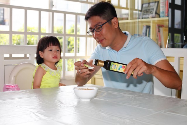 Kh&ocirc;ng c&oacute; &ocirc;ng bố vụng về, chỉ c&oacute; &ocirc;ng bố chưa trổ t&agrave;i chăm con 3