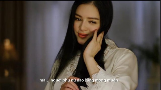 &ldquo;Đứng tim&rdquo; với clip quảng c&aacute;o của L&yacute; Nh&atilde; Kỳ, Diễm My 9x v&agrave; Hari Won 2