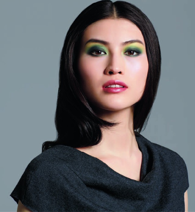 Tư vấn phong c&aacute;ch trang điểm ấn tượng m&ugrave;a lễ hội 1