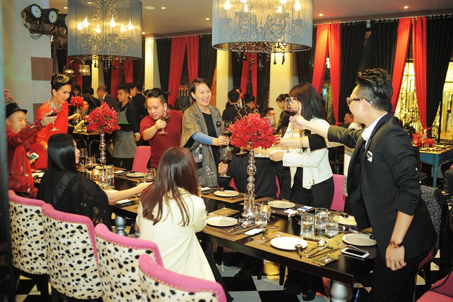 Gh&eacute; thăm nh&agrave; h&agrave;ng ẩm thực đường phố ch&acirc;u &Aacute; đầu ti&ecirc;n tại H&agrave; Nội 4