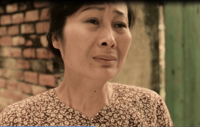 7 ph&uacute;t phim &ldquo;Cuộc gọi nhỡ&rdquo; l&agrave;m cộng đồng mạng rơi lệ! 2