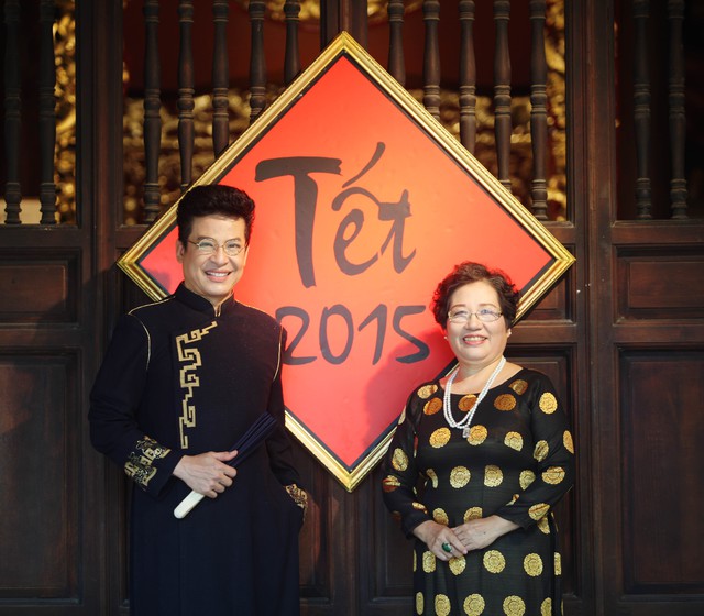 Thanh Bạch v&agrave; Th&uacute;y Hạnh rộn r&agrave;ng &aacute;o d&agrave;i đ&oacute;n năm mới 7