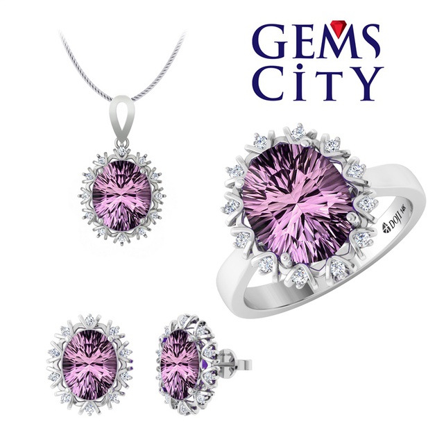 Chọn trang sức khiến ph&aacute;i đẹp xi&ecirc;u l&ograve;ng ng&agrave;y 8//3 3