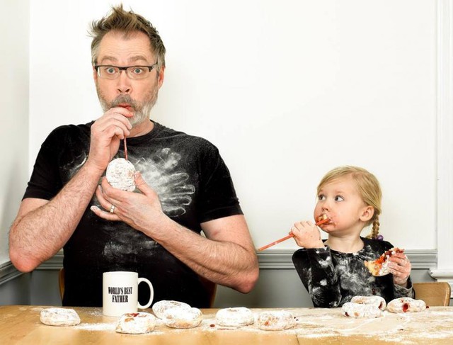 Bố phải l&agrave;m g&igrave; khi mẹ vắng nh&agrave;? 4