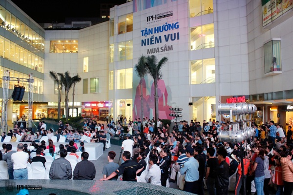 Hưởng ứng Giờ tr&aacute;i đất 2013 c&ugrave;ng Indochina Plaza H&agrave; Nội 2