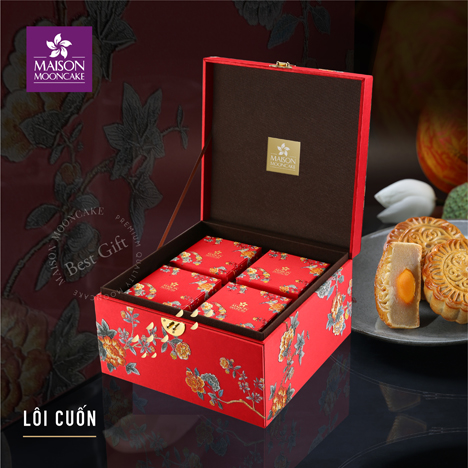 Lôi Cuốn – hộp gồm 8 bánh 150g, giá 1.500.000 VNĐ, mẫu mới được mong ước nhất trong bộ sưu tập Maison Mooncake 2017