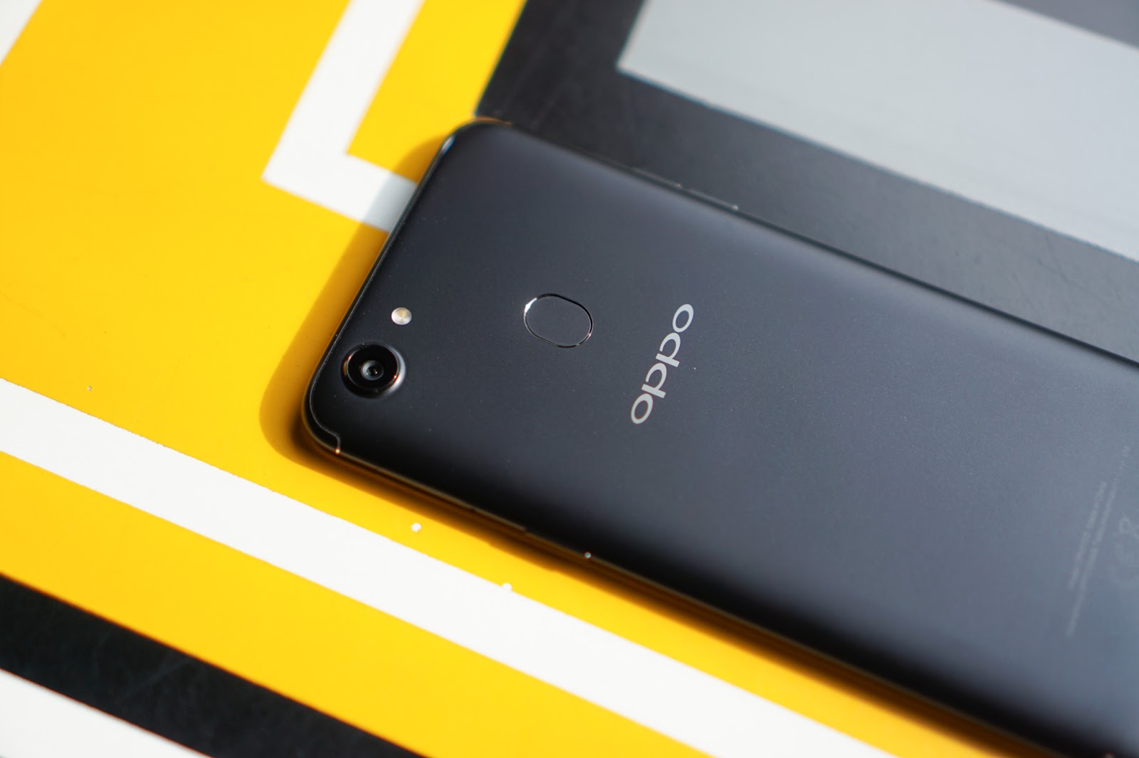 Oppo F5 Du Lịch 1 Chính Hãng - Giá Rẻ