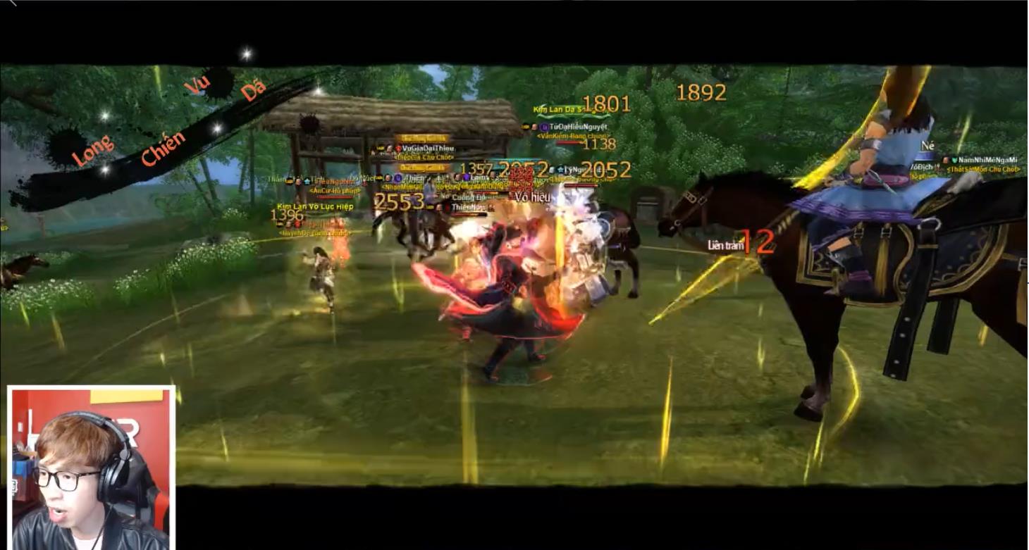 Hot streamer ViruSs liên tục kêu cứu khi bị game thủ Cửu Âm Chân Kinh truy đuổi sấp mặt - Ảnh 4. Hot streamer ViruSs liên tục kêu cứu khi bị game thủ Cửu Âm Chân Kinh truy đuổi sấp mặt - Ảnh 4.