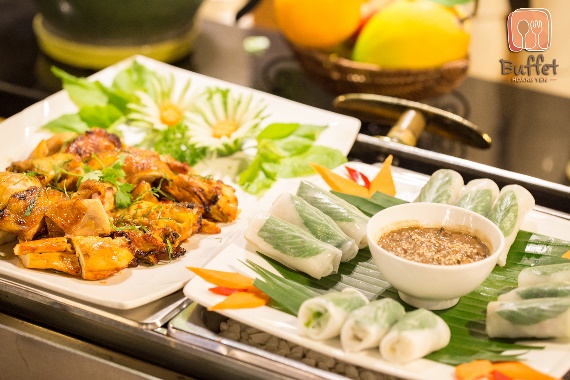Truy lùng kho tàng ẩm thực miền trung có 1 không 2 tại Sài Gòn - Ảnh 8.