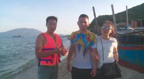 Kh&aacute;m ph&aacute; Nha Trang c&ugrave;ng cặp vợ chồng nổi tiếng T&uacute; Dưa &ndash; Lam Anh - Ảnh 9.