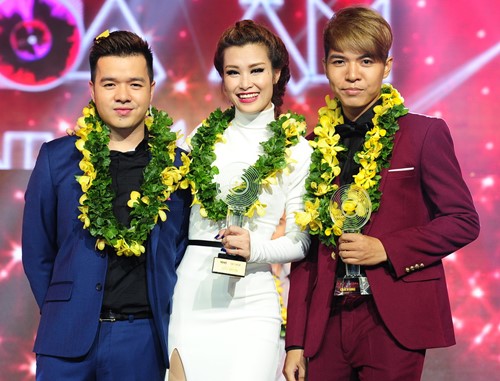 Hương Giang biểu diễn tại sự kiện âm nhạc hoành tráng hưởng ứng Ngày Quốc tế Chống Kì thị LBGTQ - Ảnh 6.
