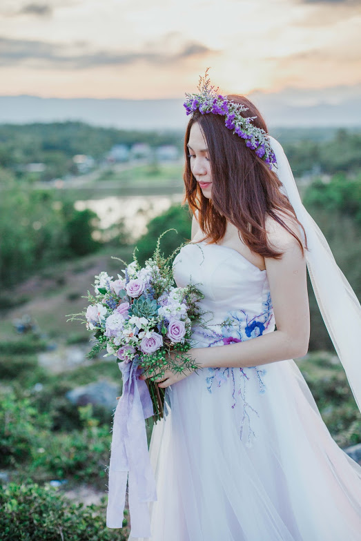 M&atilde;n nh&atilde;n với chiếc v&aacute;y cưới tinh tế tại đ&aacute;m cưới mỏm đ&aacute; Mặt Trời - Ảnh 13.