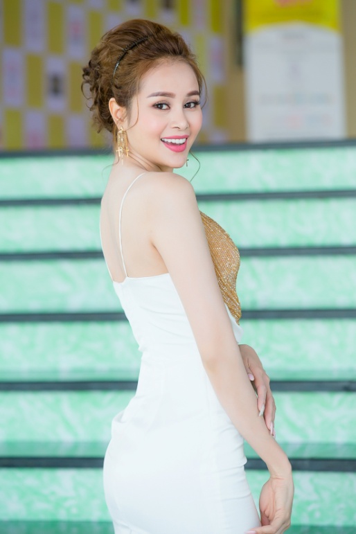 Hoa hậu Sella Trương cùng đạo diễn Lê Cung Bắc làm giám khảo tuyển chọn Hoa khôi Nam Bộ - Ảnh 5.