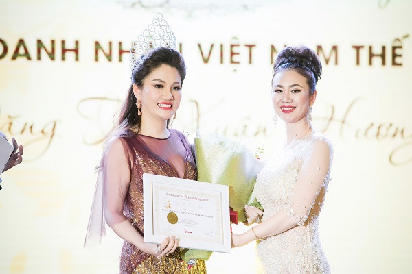 Dàn Hoa hậu, Á hậu Việt lộng lẫy khoe sắc tại sự kiện - Ảnh 9.