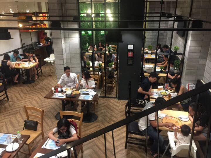 Pizza viền khoai lang phong c&aacute;ch H&agrave;n si&ecirc;u sang chảnh khiến teen H&agrave; th&agrave;nh m&ecirc; mẩn - Ảnh 5.