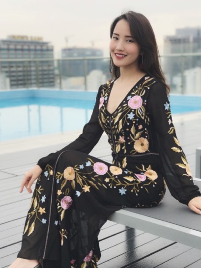 Những chiếc đầm dạ tiệc mà hot girl Việt chấp nhận mặc đụng hàng - Ảnh 5.