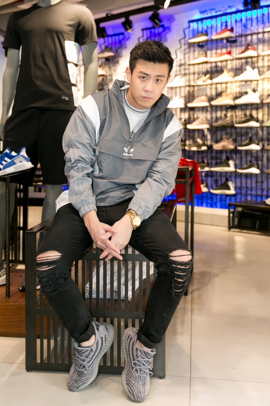 Theo chân Khả Ngân, Phở Đặc Biệt chọn những mẫu giày đỉnh vừa cập bến store adidas - Ảnh 21.