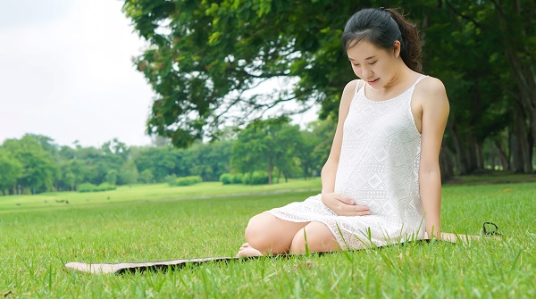 L&agrave;m mẹ đơn th&acirc;n: c&agrave;ng nu&ocirc;i con một m&igrave;nh c&agrave;ng phải đẹp - Ảnh 1.