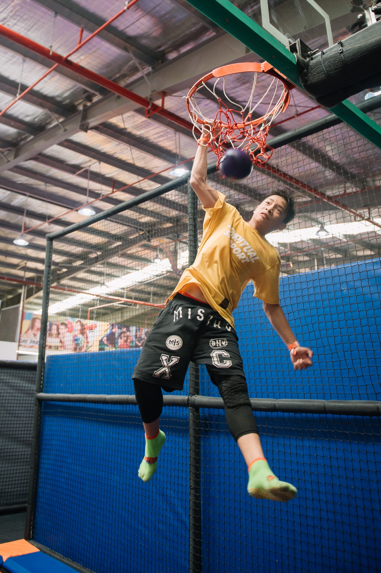 Mở cửa trung tâm giải trí bạt nhún đầu tiên tại Hà Nội - JUMP ARENA Tăng Bạt Hổ - Ảnh 1. Mở cửa trung tâm giải trí bạt nhún đầu tiên tại Hà Nội - JUMP ARENA Tăng Bạt Hổ - Ảnh 1.