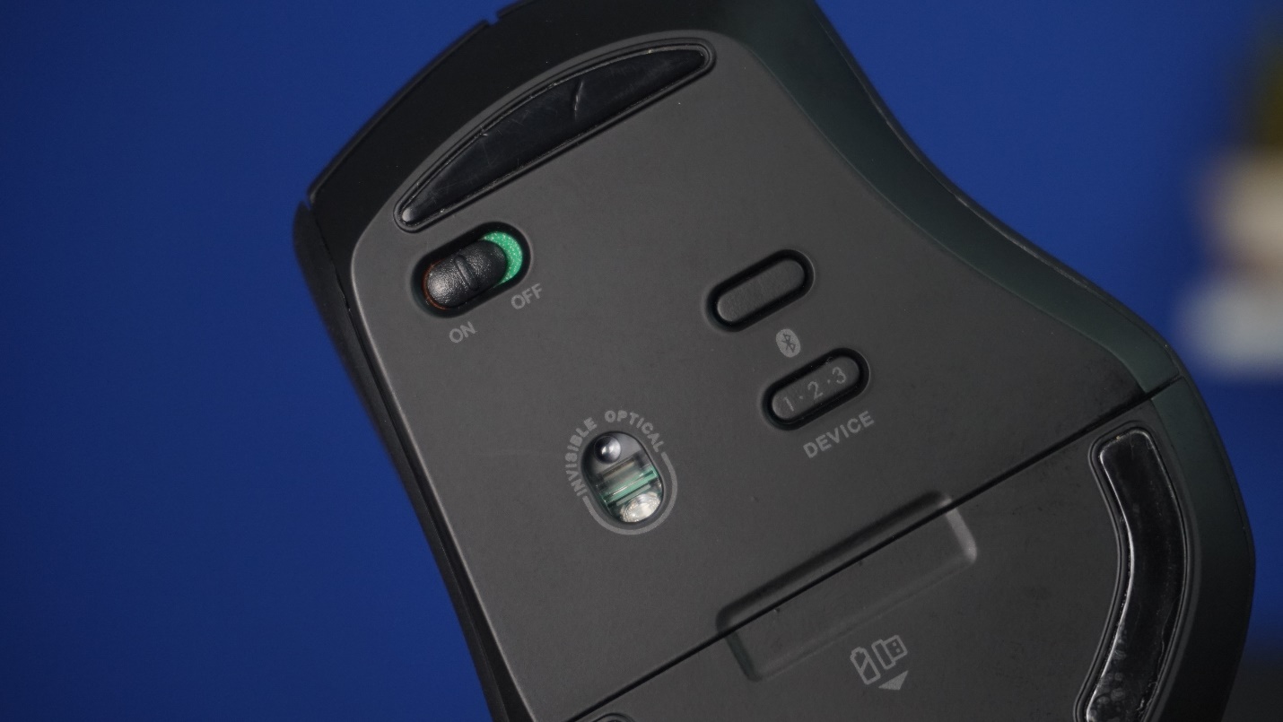 Rapoo giới thiệu chuột kh&ocirc;ng d&acirc;y MT550 khiến người d&ugrave;ng kh&oacute; t&iacute;nh nhất cũng phải kho&aacute;i - Ảnh 6.