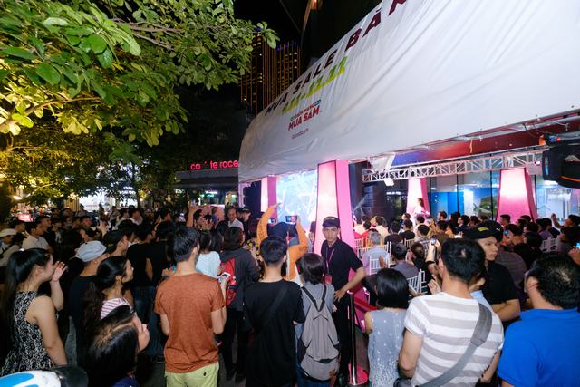Tóc Tiên biểu diễn ca khúc mới, khuấy động khán giả tại Bitexco - Ảnh 8.