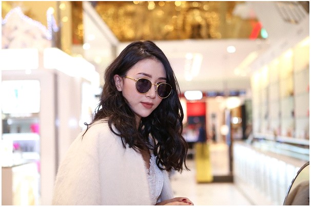 Quỳnh Anh Shyn cá tính và trendy với thương hiệu kính đang làm đắm đuối giới trẻ Hàn - Ảnh 4.