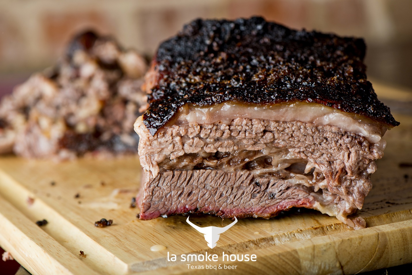 Thưởng thức sườn nướng kiểu Texas ngon đ&uacute;ng điệu giữa l&ograve;ng S&agrave;i G&ograve;n - Ảnh 3.