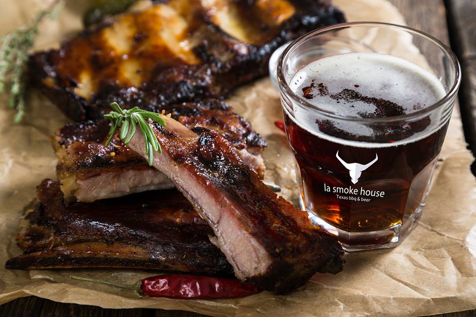 Thưởng thức sườn nướng kiểu Texas ngon đ&uacute;ng điệu giữa l&ograve;ng S&agrave;i G&ograve;n - Ảnh 5.