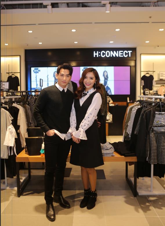 Bích Phương, Isaac cùng các fashion icon góp mặt ngày khai trương thương hiệu thời trang Hàn Quốc - Ảnh 1.