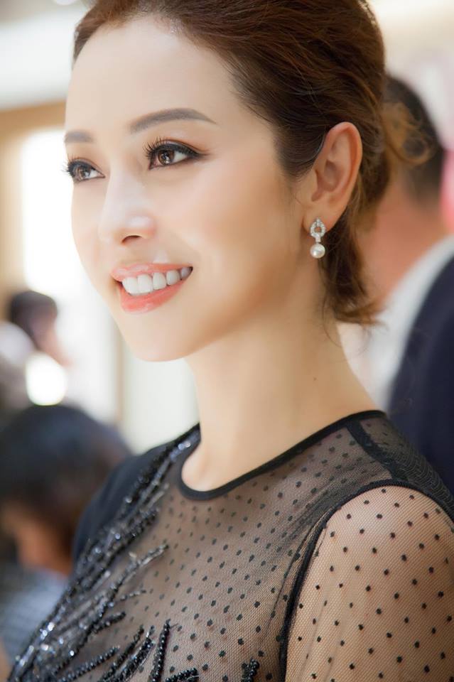 Nhìn lại hành trình thay đổi nhan sắc của hoa hậu Jennifer Phạm - Ảnh 7.