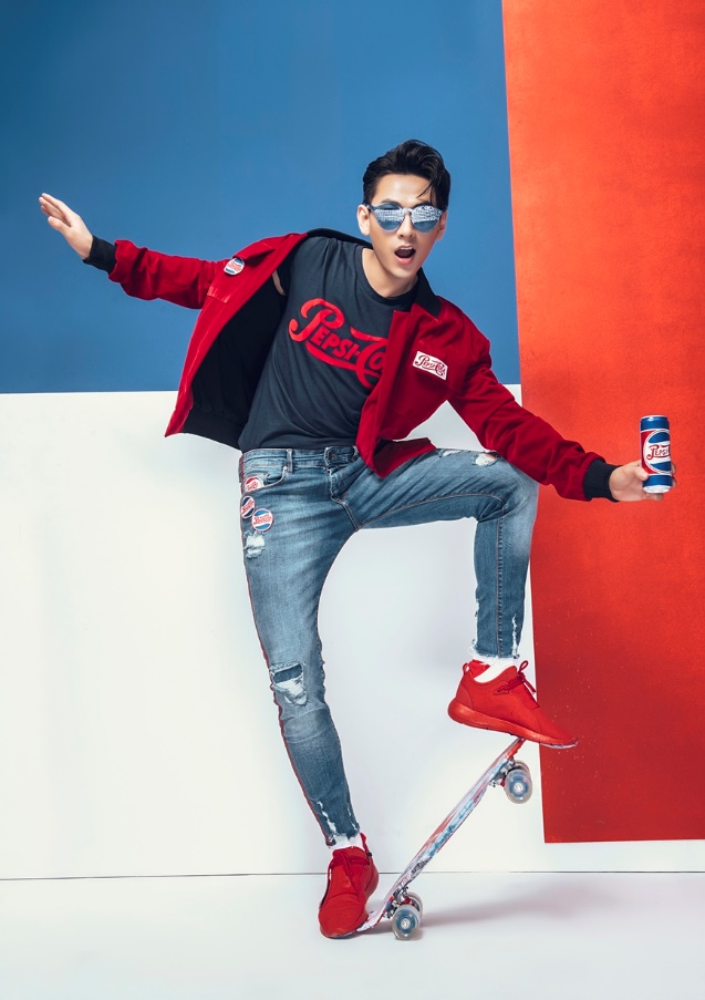Pepsi x Zara, H&M, Fila… vừa ra mắt bộ sưu tập “chất phát ngất” khiến cộng đồng mạng ồ ạt săn đón! - Ảnh 10.