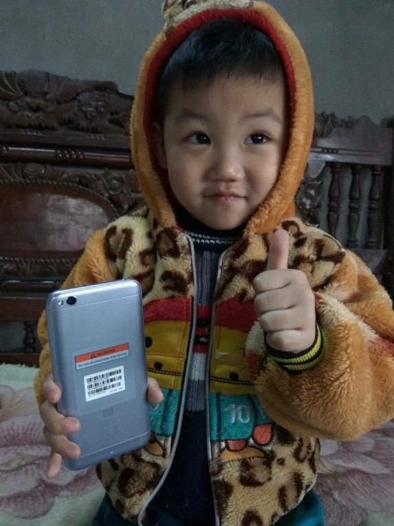 Quan trọng kh&ocirc;ng phải thần th&aacute;i, quan trọng l&agrave; săn được Redmi 5A - Ảnh 7.