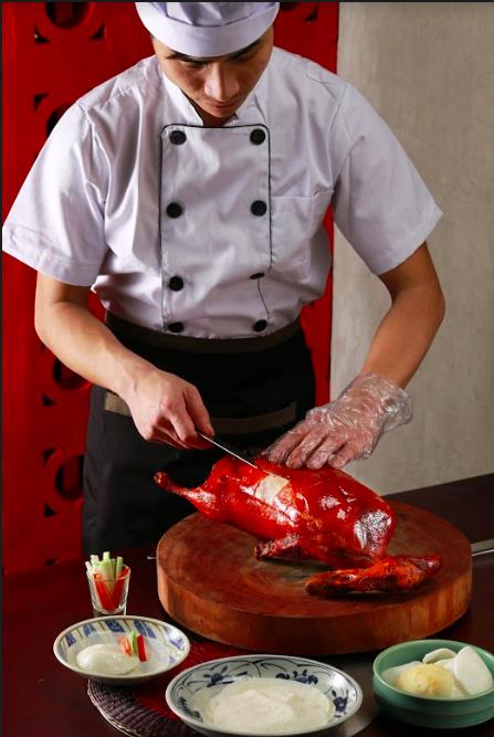 Đắm ch&igrave;m trong hương vị ẩm thực Trung Hoa giữa l&ograve;ng H&agrave; Nội - Ảnh 3.