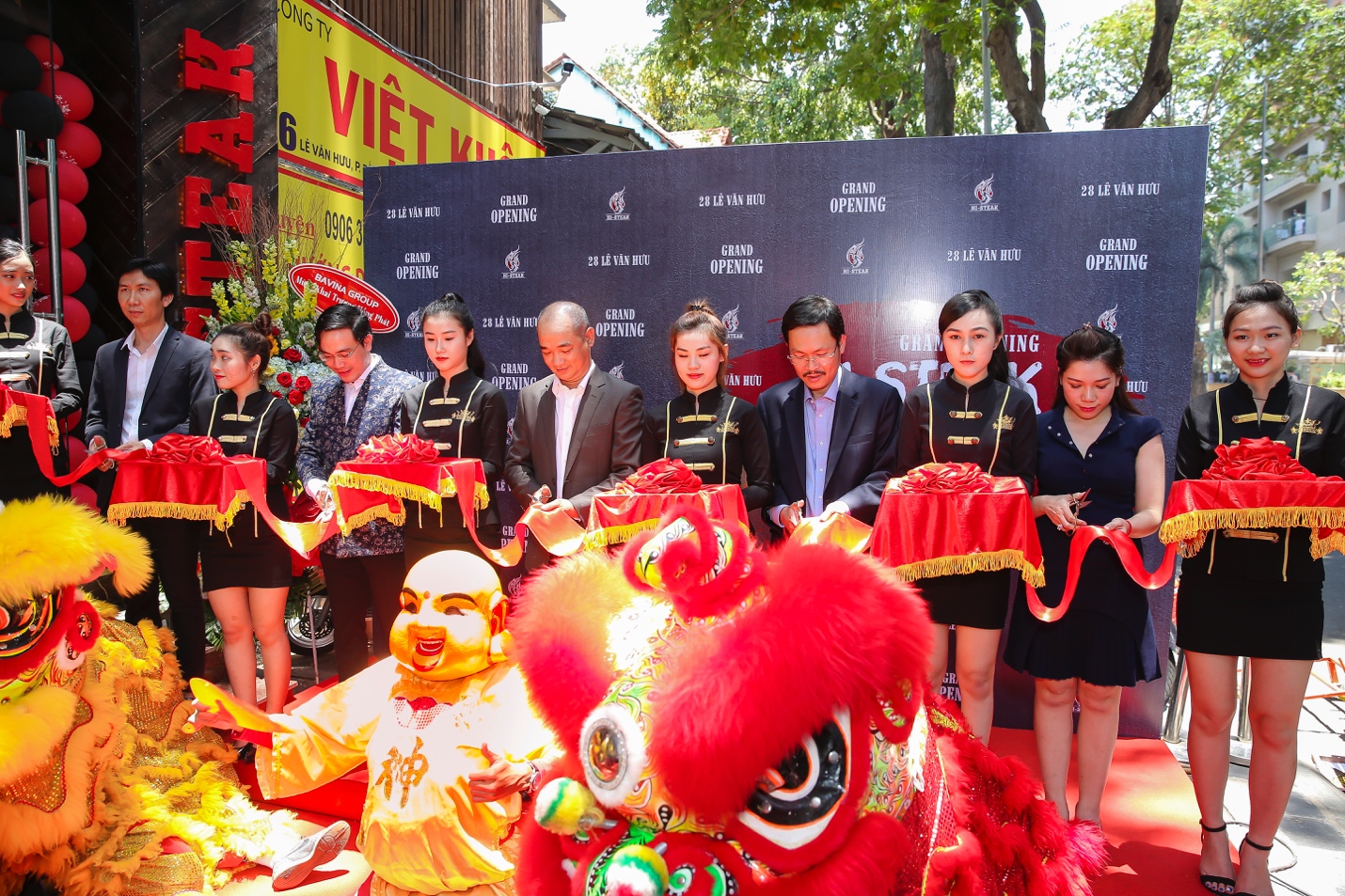 Khai trương nh&agrave; h&agrave;ng Hi-Steak, mang steak chinh phục khẩu vị d&acirc;n văn ph&ograve;ng - Ảnh 1.