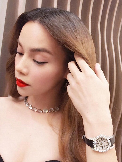 Hà Hồ, Quỳnh Anh Shyn và Jolie Nguyễn chứng minh Chopard là thương hiệu đồng hồ mà mọi tín đồ thời trang phải sở hữu - Ảnh 3.