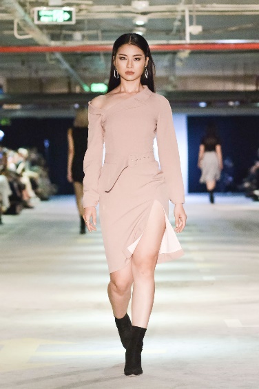 BST Girl Boss của Phạm Hương - Cảm hứng bất tận đến từ hình ảnh những cô gái thành thị - Ảnh 6.