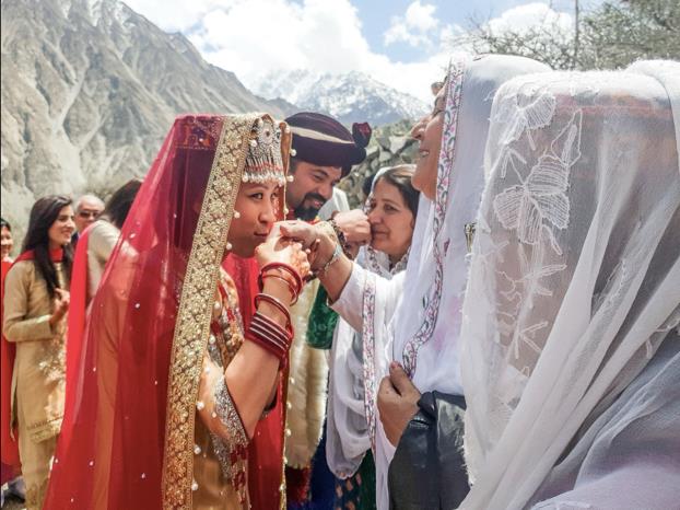 Đ&aacute;m cưới tại Pakistan của c&ocirc; d&acirc;u Việt, ng&ocirc;n t&igrave;nh thời hiện đại qua camera khẩu độ k&eacute;p tr&ecirc;n Galaxy S9+ - Ảnh 13.