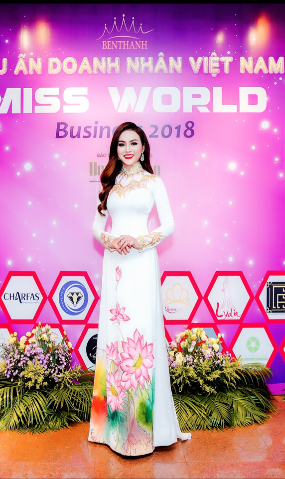 Top 12 Miss World Bussiness 2018 xướng t&ecirc;n Trương Nh&acirc;n - Ảnh 6.