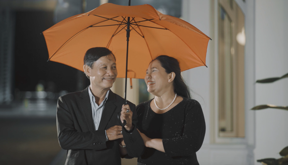 D&acirc;n mạng nao l&ograve;ng v&igrave; cả một trời thanh xu&acirc;n được t&aacute;i hiện trong bộ ảnh chất lừ của hai &ocirc;ng b&agrave; U60 - Ảnh 9.