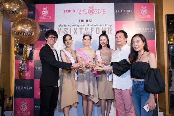 Diện trang phục giản dị, Top 3 Hoa hậu Việt Nam 2018 vẫn cuốn hút mọi ánh nhìn - Ảnh 3.
