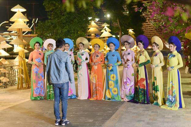 Hậu trường buổi chụp ảnh Top 10 Miss Võ Lâm Truyền Kỳ Mobile - Ảnh 5.