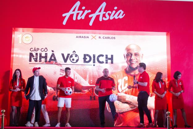 Huyền thoại bóng đá Roberto Carlos đến Việt Nam truyền cảm hứng về tinh thần dám ước mơ - Ảnh 3.