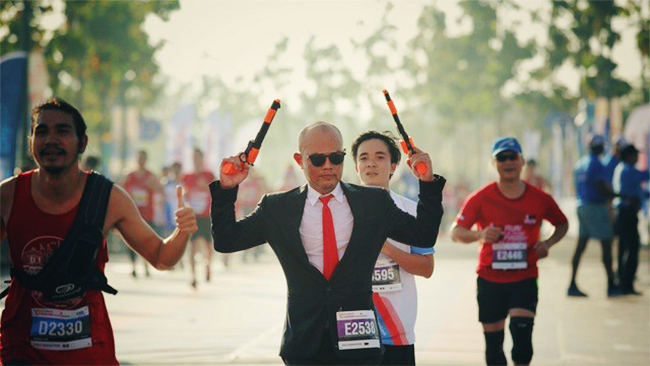 50 sắc thái độc lạ của các runners trên đường chạy marathon - Ảnh 2.