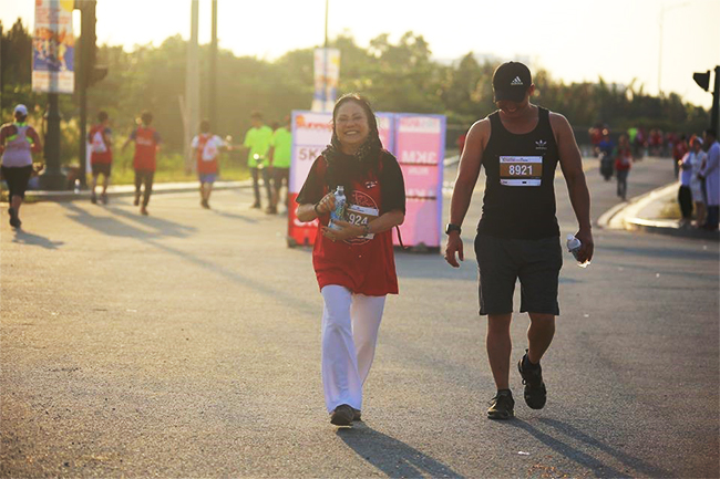 50 sắc thái độc lạ của các runners trên đường chạy marathon - Ảnh 11.