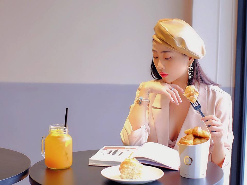 B&iacute; k&iacute;p s&agrave;nh điệu của sao Việt: Sở hữu 1 vi&ecirc;n đ&aacute; phong thủy mang may mắn cho cuộc sống - Ảnh 1.