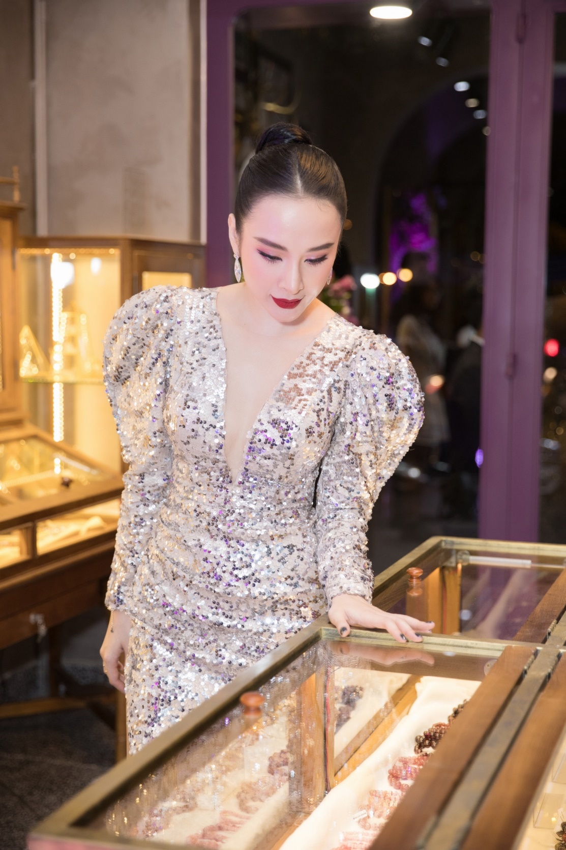 B&iacute; k&iacute;p s&agrave;nh điệu của sao Việt: Sở hữu 1 vi&ecirc;n đ&aacute; phong thủy mang may mắn cho cuộc sống - Ảnh 3.