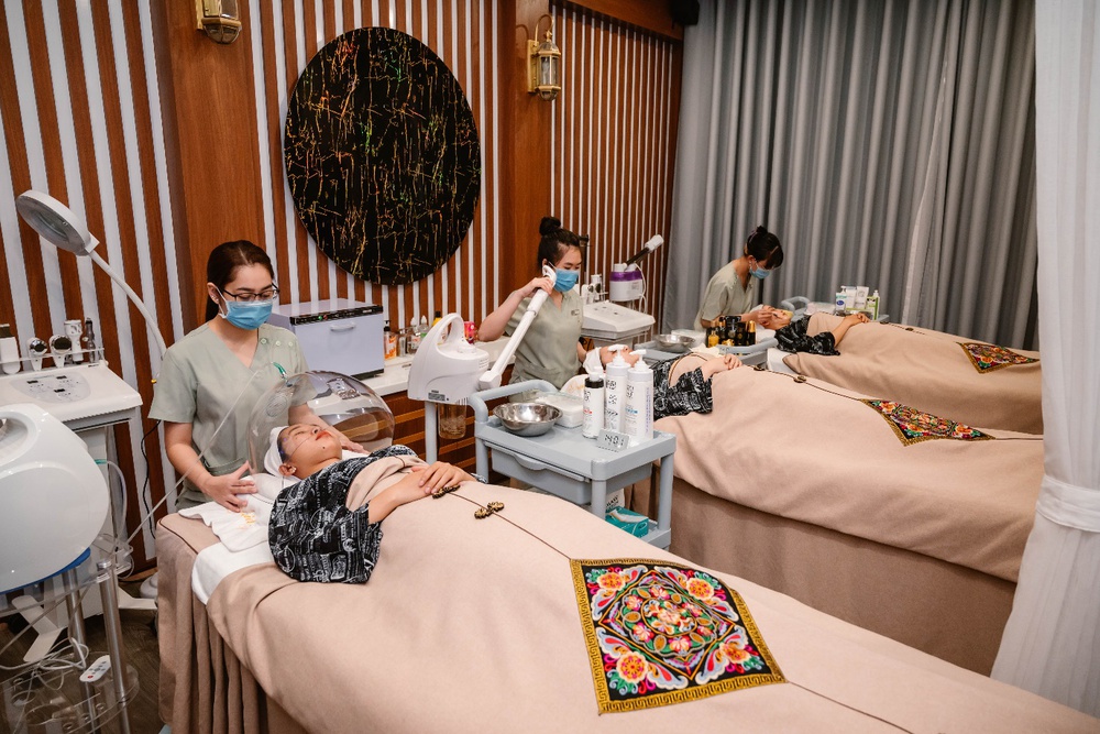 Dịch vụ chăm sóc da đẳng cấp ở Orchid Clinic & Spa - Ảnh 3.